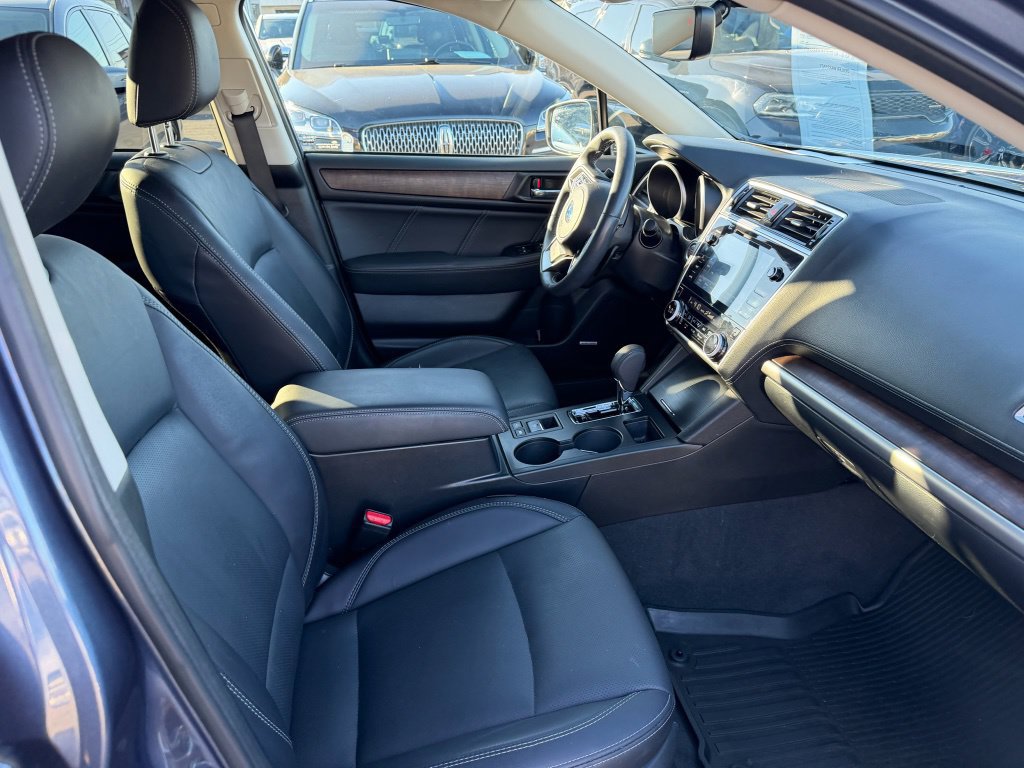 Used 2018 Subaru Outback 2.5i Limited AWD/4WD image 16