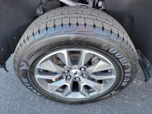 Certified 2020 Chevrolet Silverado 1500 RST w/ All-Star Edition image 38