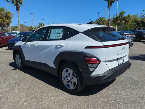 New 2025 Hyundai Kona SE FWD image 4