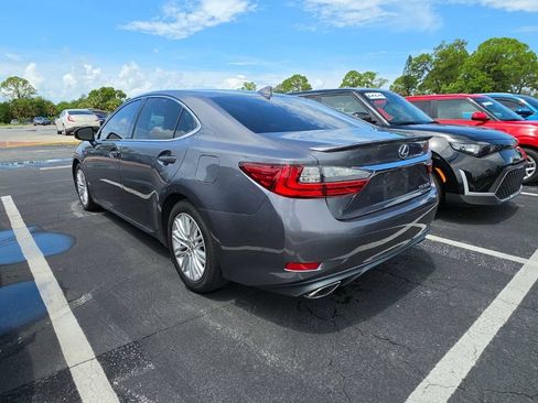 Used 2016 Lexus ES 350 w/ Premium Package w/Wood Trim FWD image 14