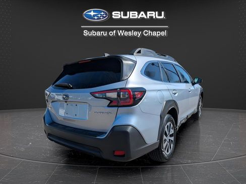 Certified 2023 Subaru Outback Premium AWD/4WD image 5