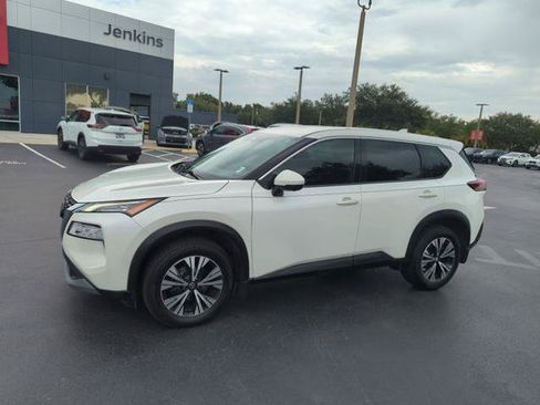 Certified 2021 Nissan Rogue SV FWD image 13