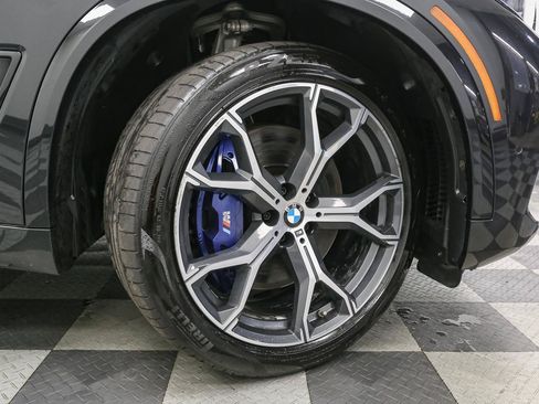 Used 2019 BMW X5 xDrive50i w/ M Sport Package AWD/4WD image 17