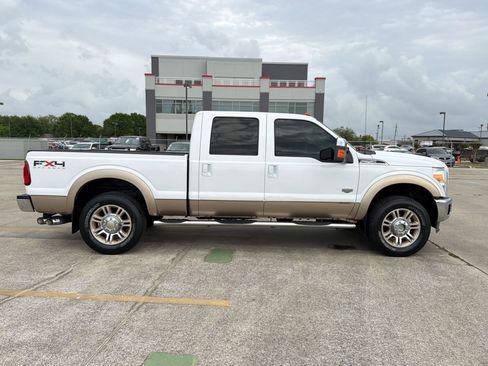 Used 2011 Ford F250 King Ranch w/ King Ranch w/Chrome Pkg image 8