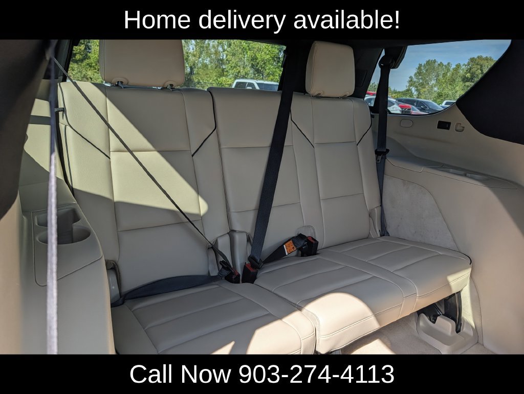 Used 2022 Cadillac Escalade Premium Luxury RWD image 38