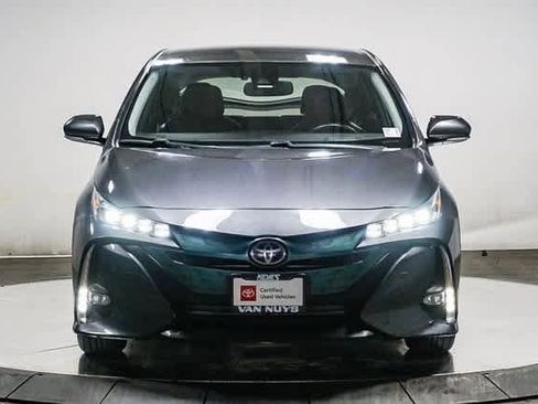 Certified 2018 Toyota Prius Prime Advanced image 6