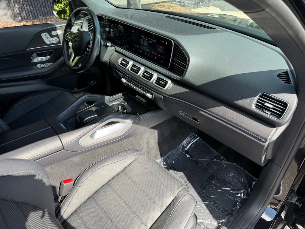Used 2022 Mercedes-Benz GLE 350 4MATIC w/ Premium Package image 32