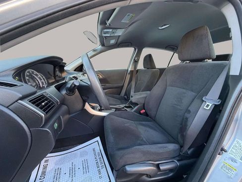 Used 2013 Honda Accord LX image 9