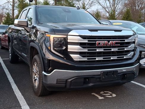 Used 2022 GMC Sierra 1500 SLE image 5