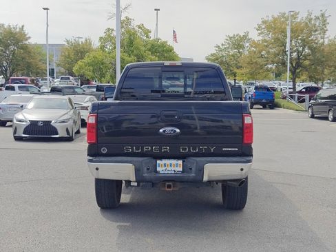 Used 2015 Ford F350 Lariat image 6