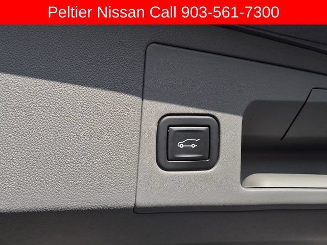 Used 2021 Cadillac XT5 Premium Luxury FWD image 9