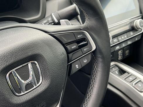 Used 2020 Honda Insight Touring image 29