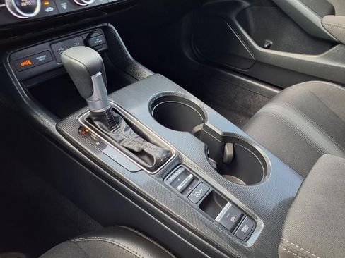 Used 2025 Honda Civic Sport image 20