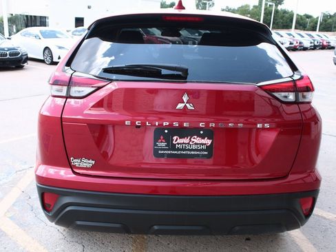 New 2025 Mitsubishi Eclipse Cross ES image 9