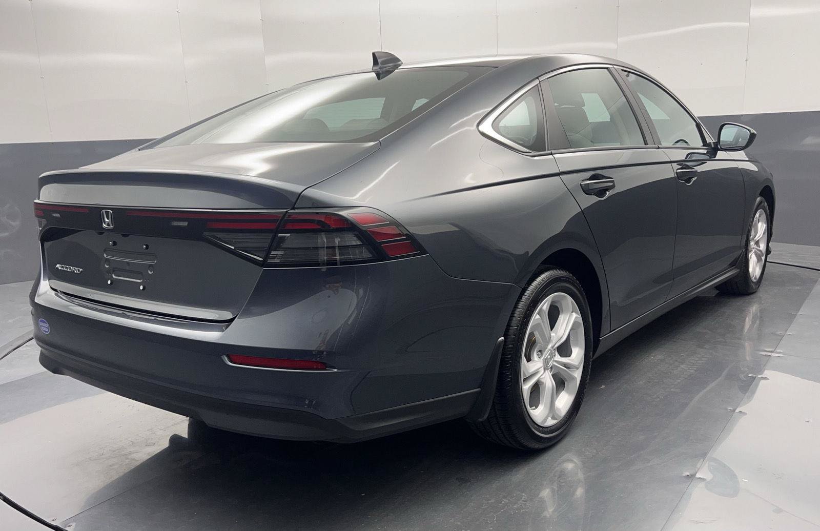 Used 2026 Honda Accord LX image 7