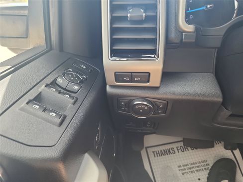 Used 2021 Ford F250 Lariat w/ Lariat Ultimate Package AWD/4WD image 30