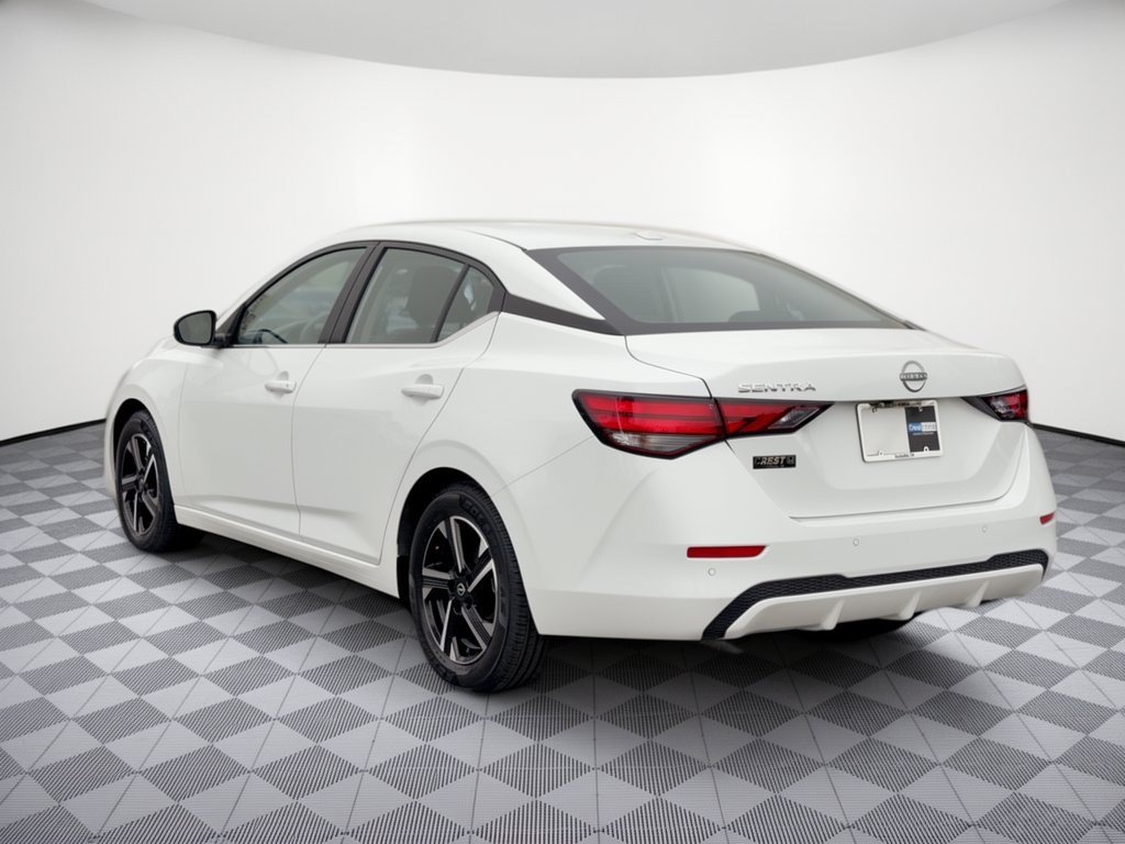 Used 2025 Nissan Sentra SV FWD image 3