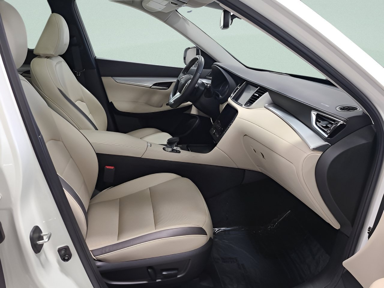 Used 2019 INFINITI QX50 Essential w/ Proactive Package AWD/4WD image 13