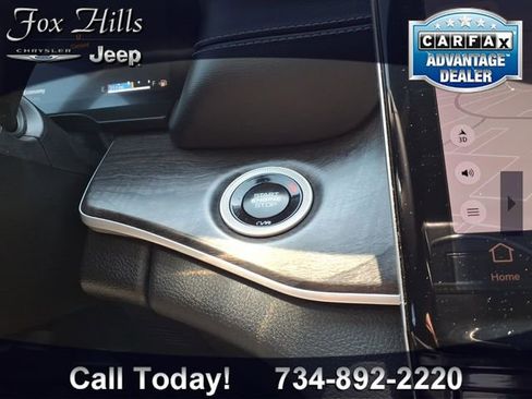 Used 2024 Jeep Grand Cherokee L Limited AWD/4WD image 27