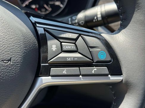 Certified 2025 Nissan Altima 2.5 SL FWD image 22