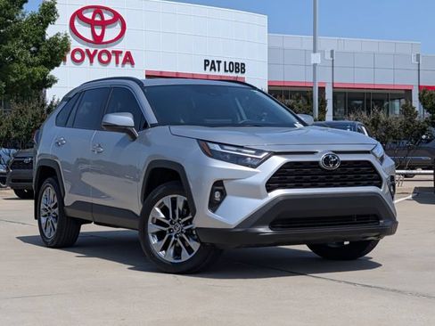 Used 2025 Toyota RAV4 XLE Premium w/ Weather Package FWD image 2