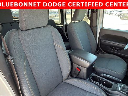 Used 2024 Jeep Wrangler Sport S image 36