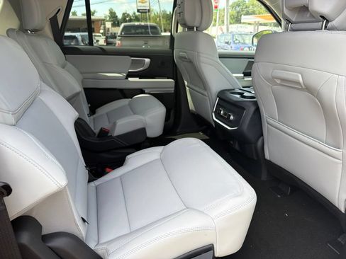 New 2027 Ford Expedition Max Platinum AWD/4WD image 18