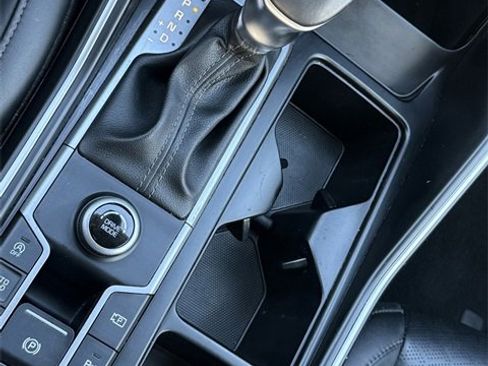 Used 2022 Kia Sorento EX w/ Panoramic Sunroof Package image 17