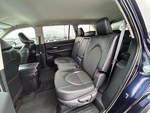 Used 2024 Toyota Grand Highlander AWD image 42