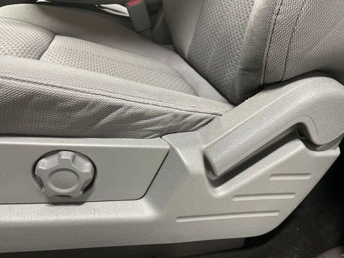 Used 2012 Ford F150 XLT image 12