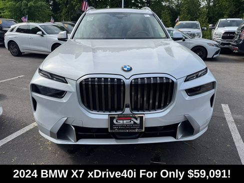 Used 2024 BMW X7 xDrive40i AWD/4WD image 2