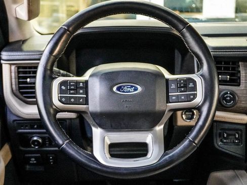 Used 2022 Ford Expedition Max Limited AWD/4WD image 12