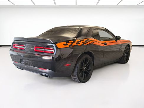Used 2018 Dodge Challenger SXT w/ Blacktop Package RWD image 4