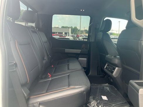 New 2026 Ford F250 Lariat w/ Chrome Package AWD/4WD image 13