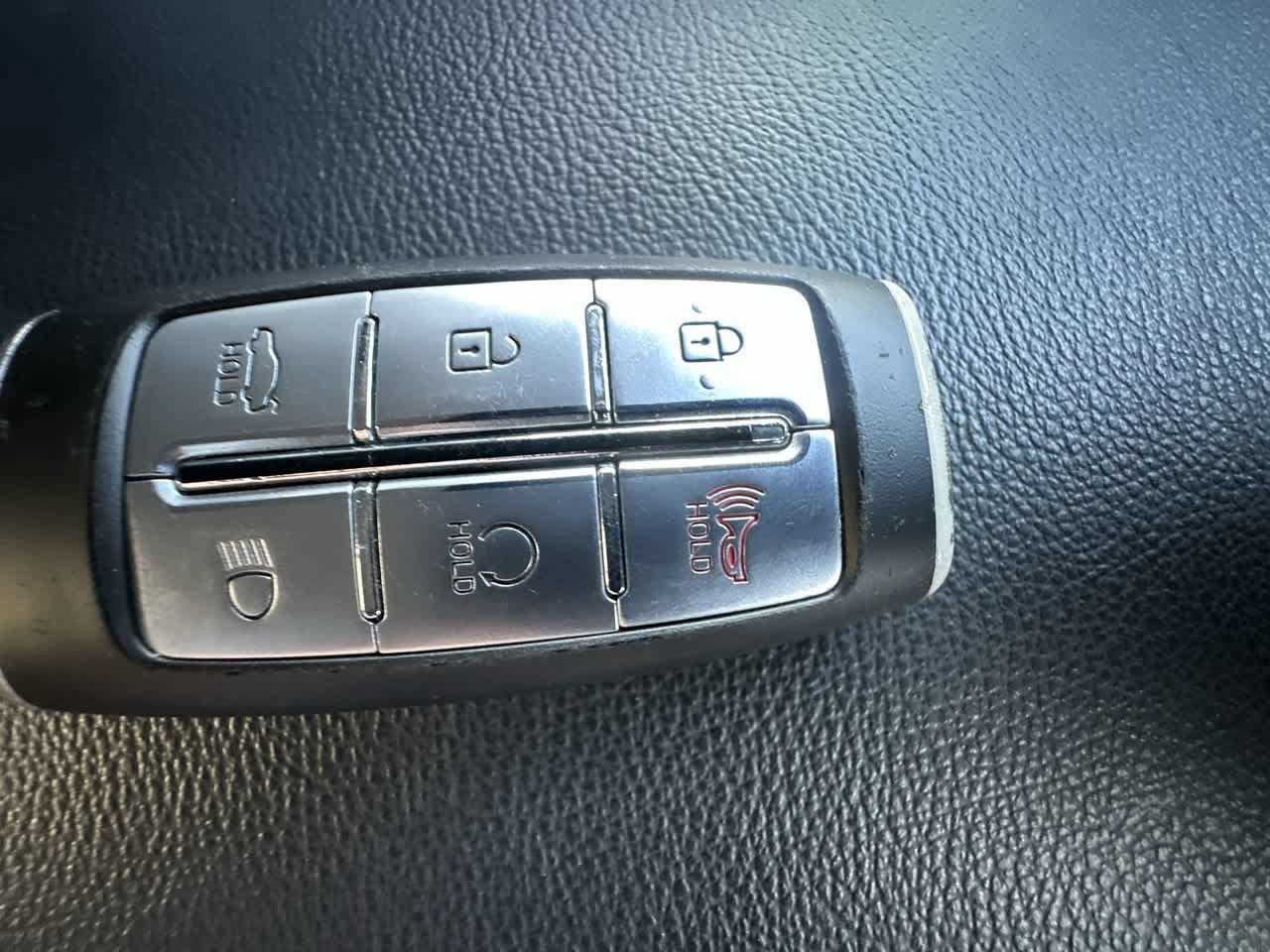 Used 2023 Genesis G70 2.0T RWD image 28