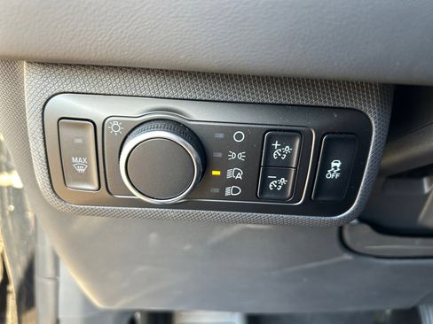 New 2024 Ford Mustang Mach-E Select image 13