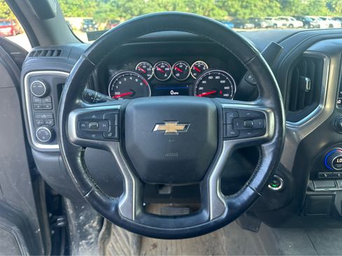 Used 2020 Chevrolet Silverado 1500 LT w/ All-Star Edition AWD/4WD image 11