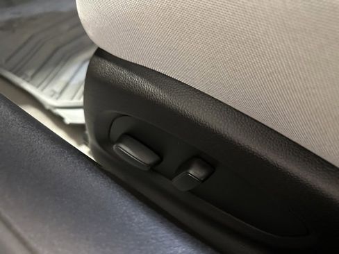 Used 2023 Chevrolet Camaro LT w/ Technology Package image 8