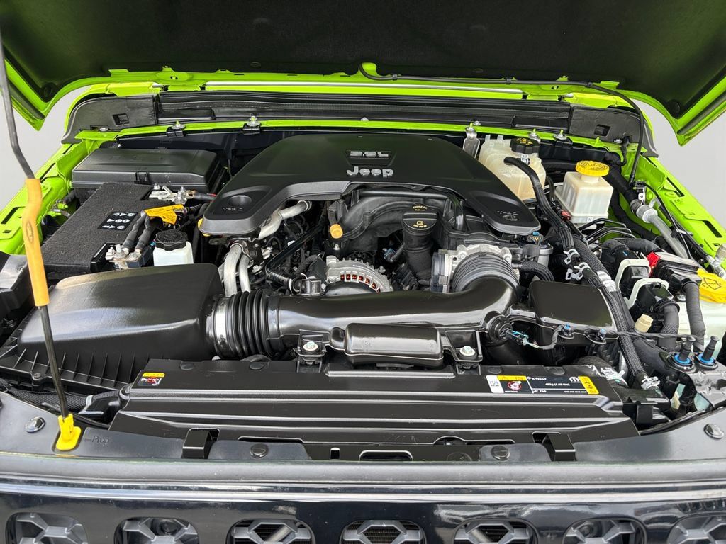 Used 2021 Jeep Gladiator Sport AWD/4WD image 9