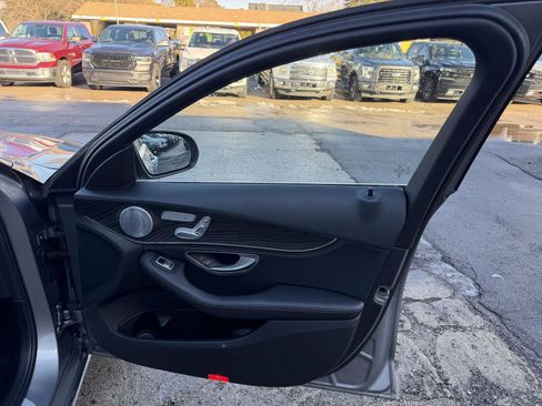 Used 2015 Mercedes-Benz C 300 4MATIC Sedan image 24