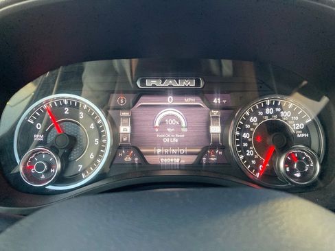 Used 2024 RAM 1500 Laramie image 16