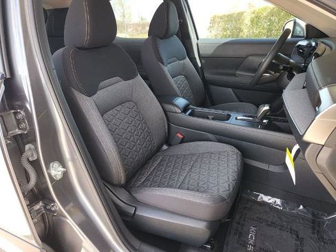 Certified 2025 Nissan Kicks SV image 15