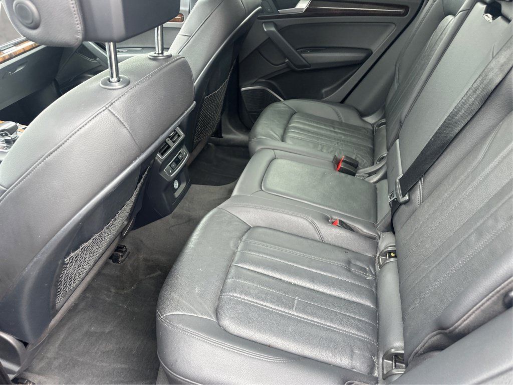 Used 2018 Audi Q5 2.0T Premium Plus w/ Premium Plus Package AWD/4WD image 12