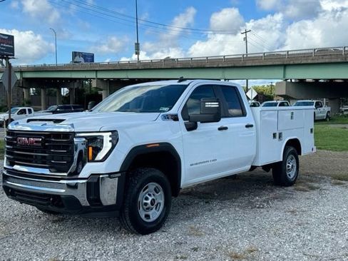 New 2026 GMC Sierra 2500 Pro w/ Convenience Package AWD/4WD image 2