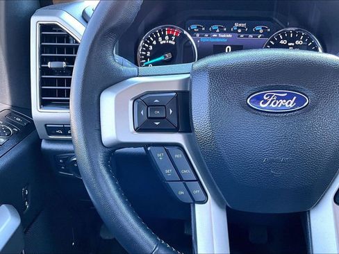 Used 2022 Ford F250 Lariat w/ Tremor Off-Road Package AWD/4WD image 6