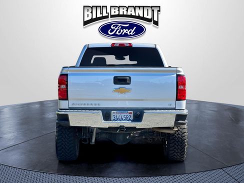 Used 2018 Chevrolet Silverado 1500 LT w/ All Star Edition AWD/4WD image 4