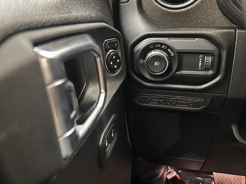 New 2026 Jeep Wrangler Unlimited Sport AWD/4WD image 19