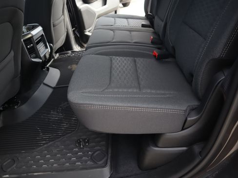 New 2026 RAM 1500 4x4 Crew Cab image 13