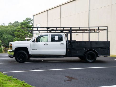 Used 2015 Chevrolet Silverado 3500 W/T w/ WT Convenience Package AWD/4WD image 4