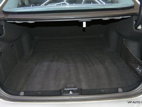 Used 2008 Mercedes-Benz E 350 Sport image 33